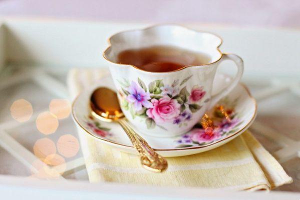 Homemade tea for stomach ache
