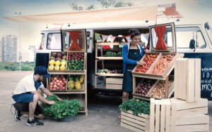Découvrez Komborgânica : une camionnette qui transporte les produits biologiques vers les points de vente