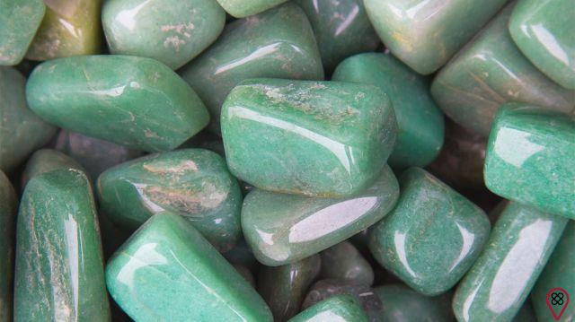 Jade Stone: learn how to use its therapeutic effects