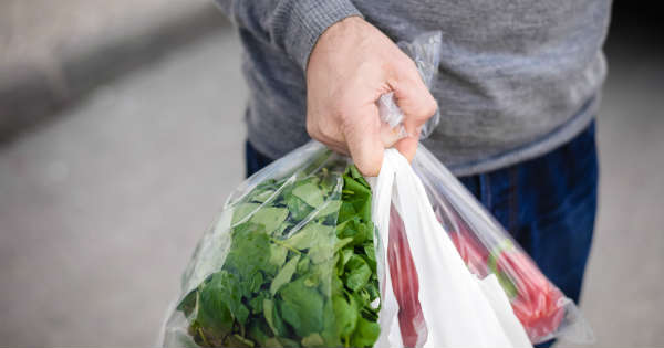 Plastic bags: necessity or addiction?