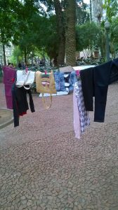 Amor no Cabide: ropa para los necesitados