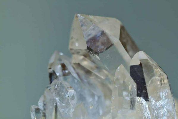 Clear quartz: the crystal of mind purification!