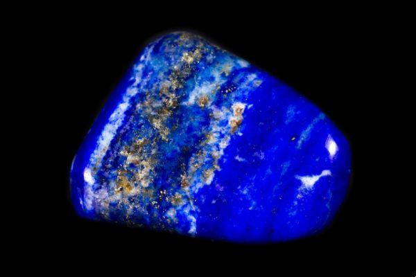 Lapis Lazuli Stone: learn how to use its therapeutic effects
