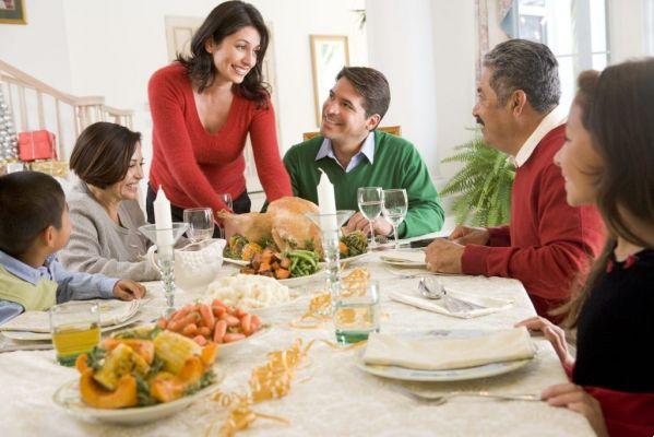 ¿Alguna vez has pensado en tener una cena de fin de año más saludable? apuesta por esta idea