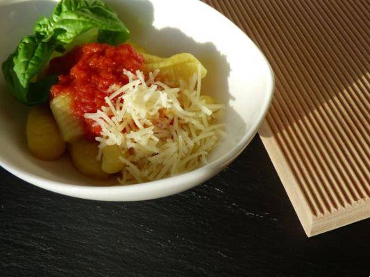 Attract prosperity with the gnocchi of fortune tradition