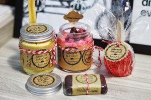 Handmade candles and soaps: a new experience every day
