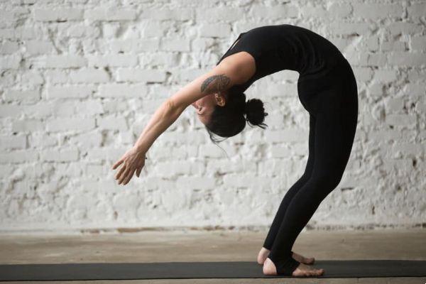 Cómo usar el yoga para tratar la artritis