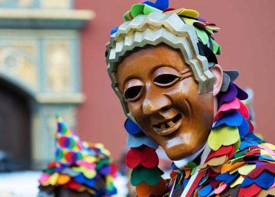 Las máscaras de carnaval pueden tener un significado psicológico